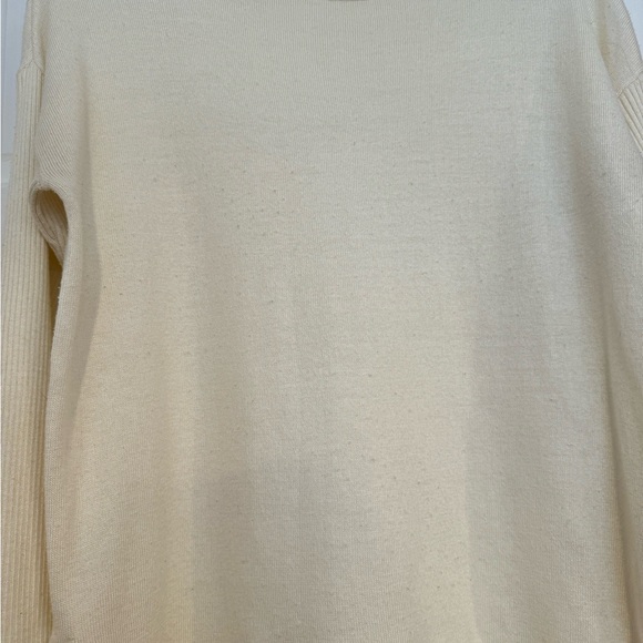 Vince Camuto Soft Cream Crew Neck Sweater, size XS - Picture 6 of 8